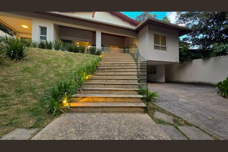 Casa de condomínio à venda com 400m², 4 quartos e 10 vagas Casa de condomínio à venda com 400m², 4 quartos e 10 vagasÁrea comum