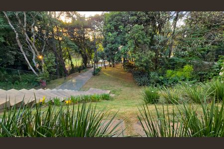 Casa de condomínio à venda com 400m², 4 quartos e 10 vagas Casa de condomínio à venda com 400m², 4 quartos e 10 vagasÁrea comum