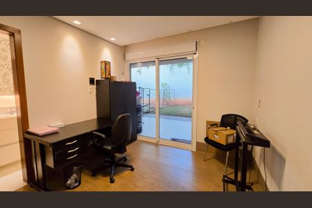 Casa de condomínio à venda com 400m², 4 quartos e 10 vagas Casa de condomínio à venda com 400m², 4 quartos e 10 vagasQuarto