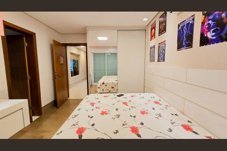 Casa de condomínio à venda com 400m², 4 quartos e 10 vagas Casa de condomínio à venda com 400m², 4 quartos e 10 vagasSuíte 2
