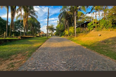 Casa de condomínio à venda com 400m², 4 quartos e 10 vagas Casa de condomínio à venda com 400m², 4 quartos e 10 vagasÁrea comum
