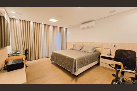 Casa de condomínio à venda com 400m², 4 quartos e 10 vagas Casa de condomínio à venda com 400m², 4 quartos e 10 vagasSuíte