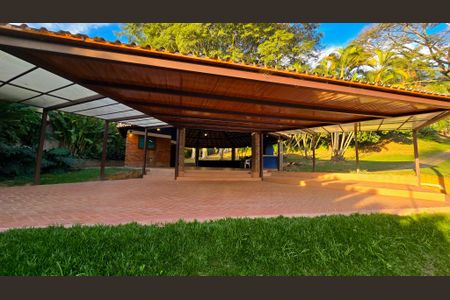 Casa de condomínio à venda com 400m², 4 quartos e 10 vagas Casa de condomínio à venda com 400m², 4 quartos e 10 vagasÁrea comum