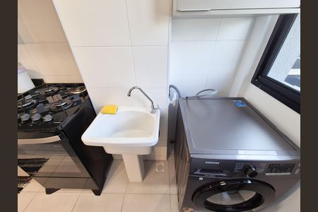 Apartamento para alugar com 43m², 2 quartos e sem vaga Apartamento para alugar com 43m², 2 quartos e sem vagaCozinha/Área de Serviço