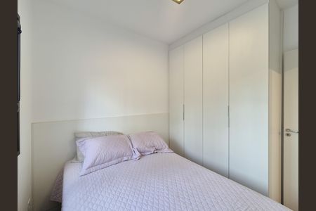 Quarto 1 de apartamento para alugar com 2 quartos, 43m² em Vila Olímpia, São Paulo