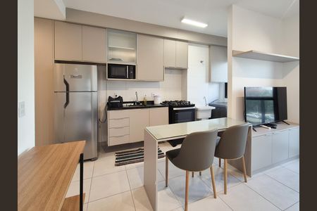 Apartamento para alugar com 43m², 2 quartos e sem vaga Apartamento para alugar com 43m², 2 quartos e sem vagaCozinha/Área de Serviço