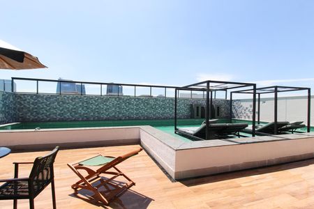 Apartamento para alugar com 43m², 2 quartos e sem vaga Apartamento para alugar com 43m², 2 quartos e sem vagaÁrea comum - Piscina