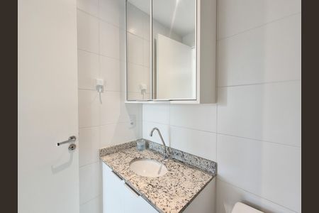 Apartamento para alugar com 43m², 2 quartos e sem vaga Apartamento para alugar com 43m², 2 quartos e sem vagaBanheiro