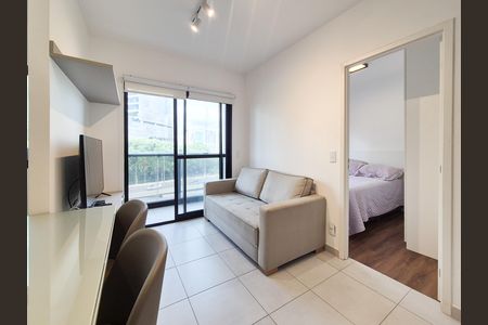 Sala de apartamento para alugar com 2 quartos, 43m² em Vila Olímpia, São Paulo