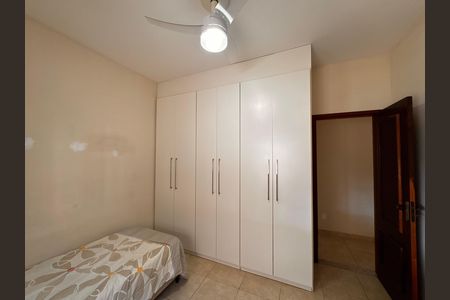 Casa de condomínio à venda com 400m², 4 quartos e 4 vagas Casa de condomínio à venda com 400m², 4 quartos e 4 vagasQuarto 1