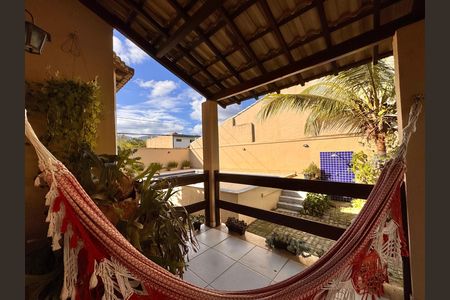 Casa de condomínio à venda com 400m², 4 quartos e 4 vagas Casa de condomínio à venda com 400m², 4 quartos e 4 vagasVaranda
