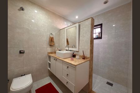 Casa de condomínio à venda com 400m², 4 quartos e 4 vagas Casa de condomínio à venda com 400m², 4 quartos e 4 vagasSuíte - Banheiro