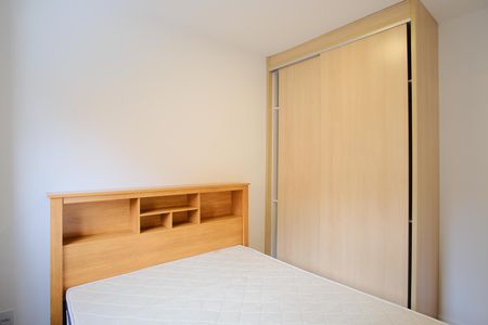 Quarto 1 de apartamento para alugar com 2 quartos, 37m² em Parque São Jorge, São Paulo