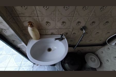 Casa à venda com 140m², 4 quartos e sem vagaBanheiro de serviço