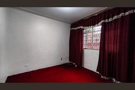 Casa à venda com 140m², 4 quartos e sem vagaSala