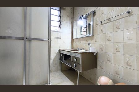 Casa à venda com 140m², 4 quartos e sem vagaBanheiro