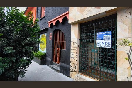 Casa à venda com 140m², 4 quartos e sem vagaFachada + Plaquinha