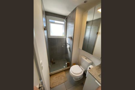Apartamento para alugar com 72m², 3 quartos e 2 vagas Apartamento para alugar com 72m², 3 quartos e 2 vagasBanheiro