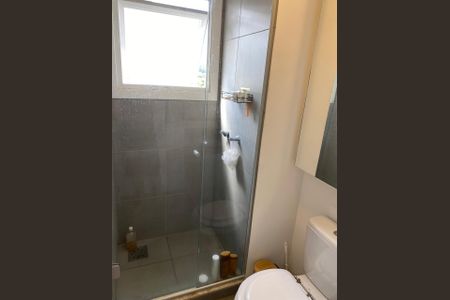 Apartamento para alugar com 72m², 3 quartos e 2 vagas Apartamento para alugar com 72m², 3 quartos e 2 vagasBanheiro
