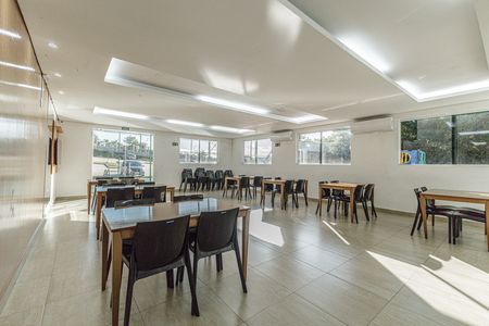 Apartamento para alugar com 45m², 2 quartos e 1 vagaÁrea comum - Salão de festas