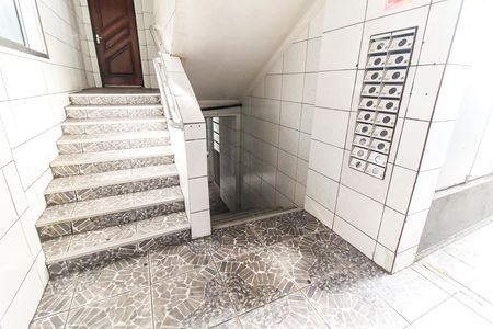 Apartamento para alugar com 56m², 2 quartos e sem vaga Apartamento para alugar com 56m², 2 quartos e sem vagaHall