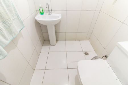 Apartamento para alugar com 56m², 2 quartos e sem vaga Apartamento para alugar com 56m², 2 quartos e sem vagaBanheiro