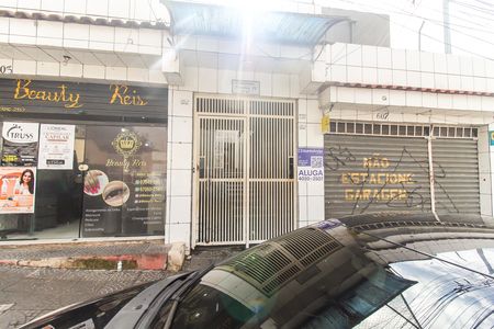 Apartamento para alugar com 56m², 2 quartos e sem vaga Apartamento para alugar com 56m², 2 quartos e sem vagaFachada + Placa