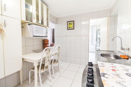 Apartamento para alugar com 56m², 2 quartos e sem vaga Apartamento para alugar com 56m², 2 quartos e sem vagaCozinha