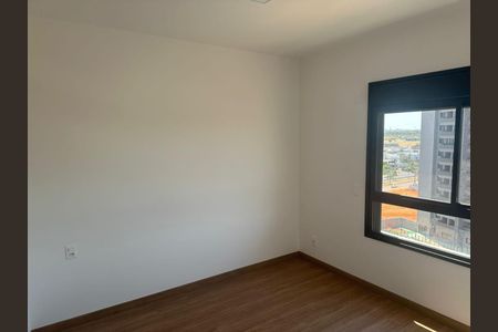 Apartamento para alugar com 130m², 3 quartos e 2 vagas Apartamento para alugar com 130m², 3 quartos e 2 vagasQuarto