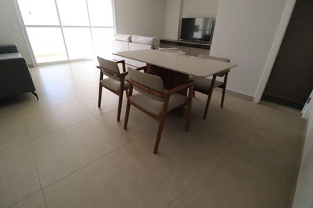 Apartamento para alugar com 108m², 3 quartos e 2 vagasSala