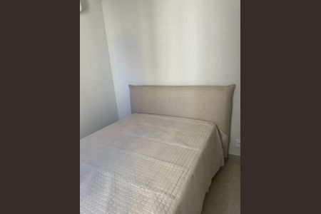 Quarto de apartamento para alugar com 3 quartos, 108m² em Jardim Karaíba, Uberlândia