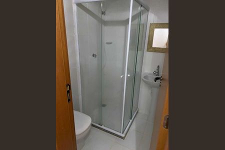 Apartamento para alugar com 70m², 2 quartos e 1 vaga Apartamento para alugar com 70m², 2 quartos e 1 vagaBanheiro