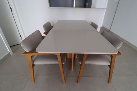 Apartamento para alugar com 108m², 3 quartos e 2 vagasSala