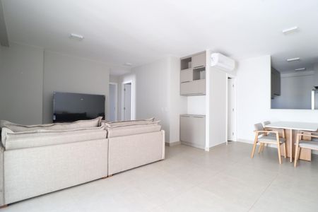 Sala de apartamento para alugar com 3 quartos, 108m² em Jardim Karaíba, Uberlândia
