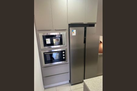 Cozinha de apartamento para alugar com 3 quartos, 108m² em Jardim Karaíba, Uberlândia