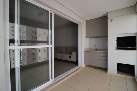 Varanda gourmet de apartamento para alugar com 3 quartos, 108m² em Jardim Karaíba, Uberlândia