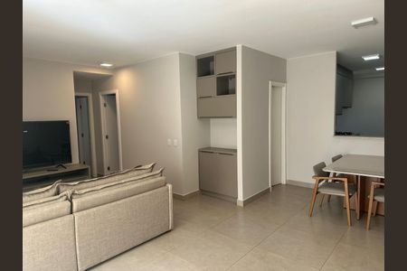 Sala de apartamento para alugar com 3 quartos, 108m² em Jardim Karaíba, Uberlândia