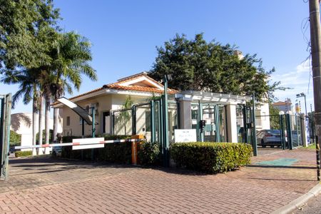 Apartamento para alugar com 58m², 2 quartos e 1 vaga Apartamento para alugar com 58m², 2 quartos e 1 vagaFachada
