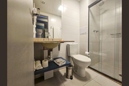 Banheiro de kitnet/studio à venda com 1 quarto, 30m² em Jardim das Acacias, São Paulo