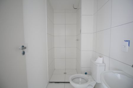 Banheiro de apartamento à venda com 1 quarto, 37m² em Vila Andrade, São Paulo
