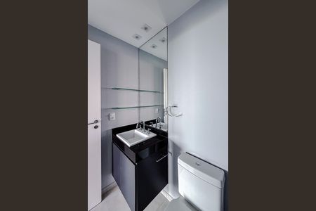 Studio para alugar com 54m², 1 quarto e 1 vaga Studio para alugar com 54m², 1 quarto e 1 vagaBanheiro