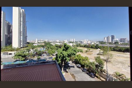 Apartamento à venda com 93m², 2 quartos e 2 vagasVista