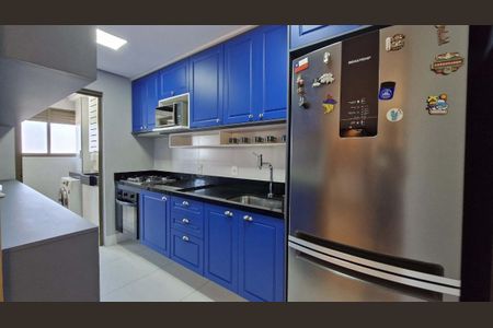 Apartamento à venda com 93m², 2 quartos e 2 vagasCozinha