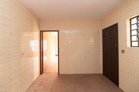 Casa à venda com 88m², 2 quartos e 4 vagas Casa à venda com 88m², 2 quartos e 4 vagasCozinha