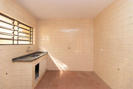 Casa à venda com 88m², 2 quartos e 4 vagas Casa à venda com 88m², 2 quartos e 4 vagasCozinha
