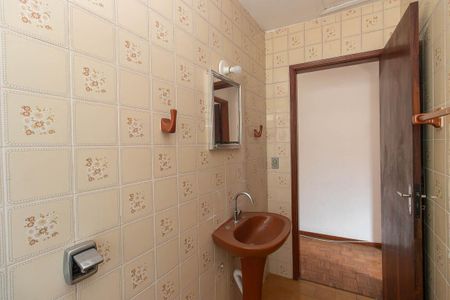 Casa à venda com 88m², 2 quartos e 4 vagas Casa à venda com 88m², 2 quartos e 4 vagasBanheiro