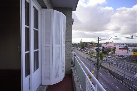 Vista do Quarto 2 de apartamento para alugar com 3 quartos, 92m² em São João, Porto Alegre