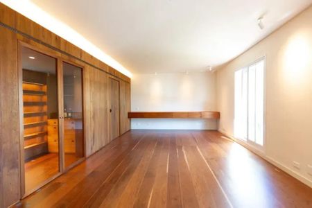 Foto 06 de apartamento à venda com 3 quartos, 194m² em Itaim Bibi, São Paulo