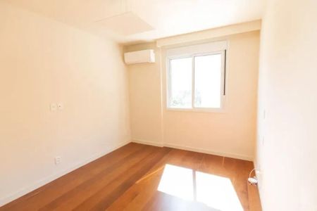 Foto 15 de apartamento à venda com 3 quartos, 194m² em Itaim Bibi, São Paulo
