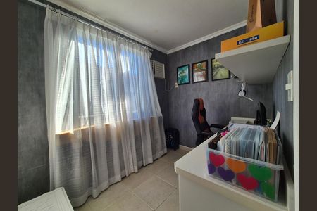 Casa de condomínio para alugar com 220m², 3 quartos e 3 vagas